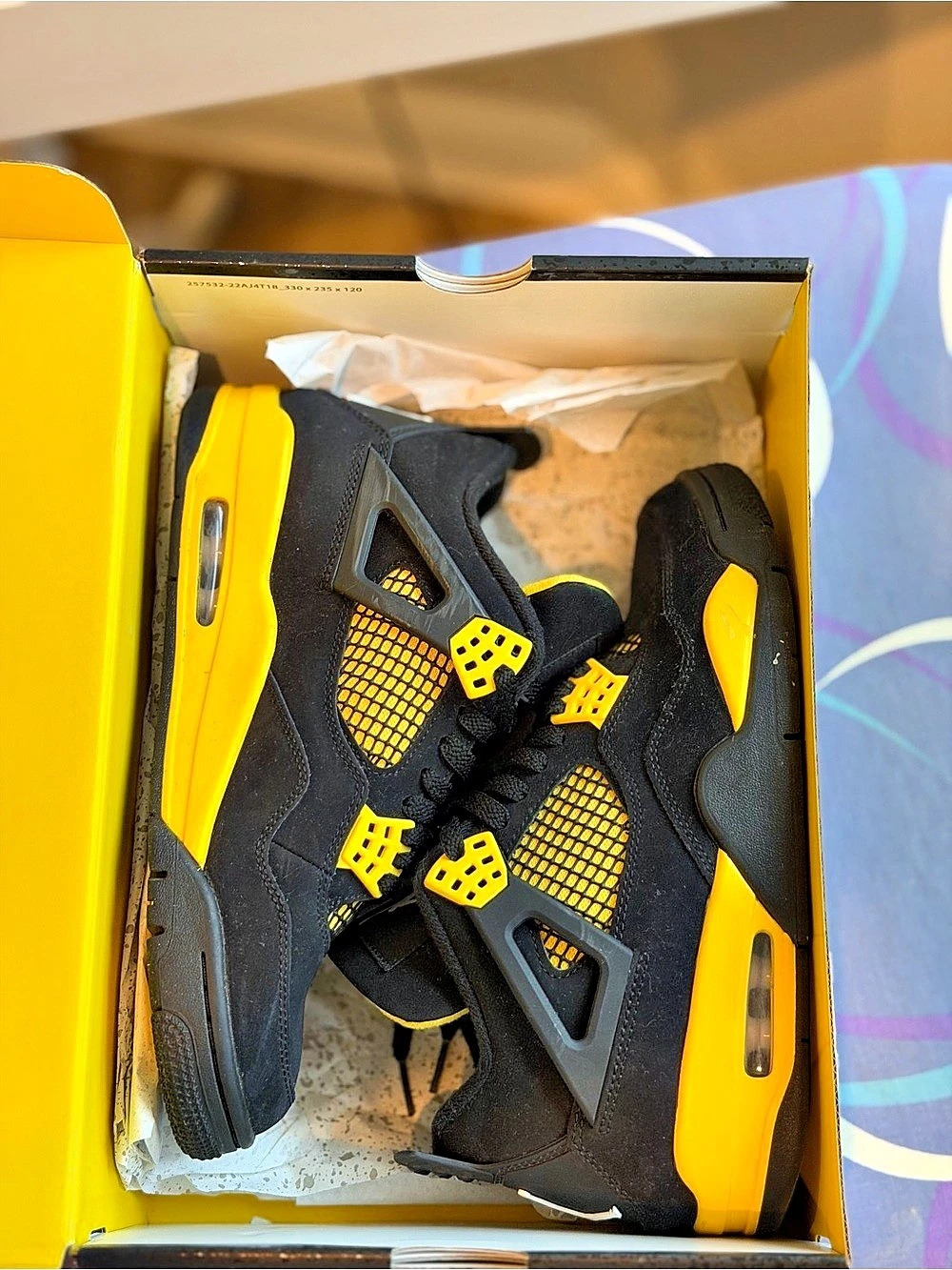 Jordan Air Jordan 4 Retro 'Thunder' Black & Yellow Men's US 8